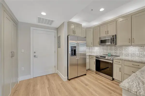 2700 E Cherry Creek South DR #108, Denver, CO 80209