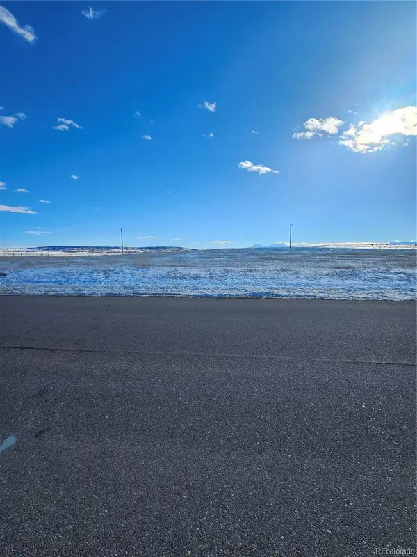 Graneros RD, Colorado City, CO 81019