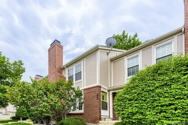 9709 W Chatfield AVE #E, Littleton, CO 80128