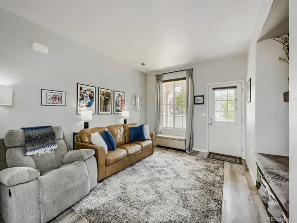 2094 Coach House LOOP, Castle Rock, CO 80109