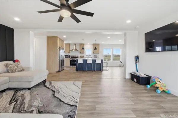 8 Brown DR, Wiggins, CO 80654