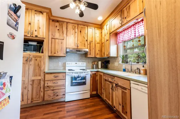 1922 W Cucharras ST, Colorado Springs, CO 80904