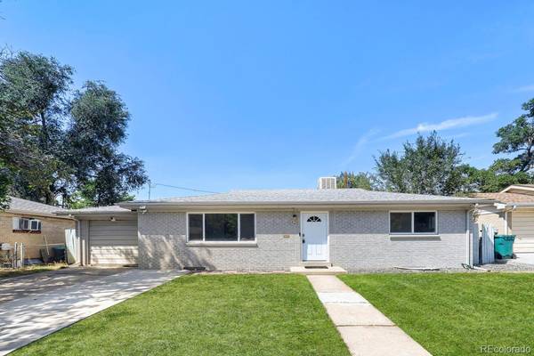 1545 S Chase CT, Lakewood, CO 80232
