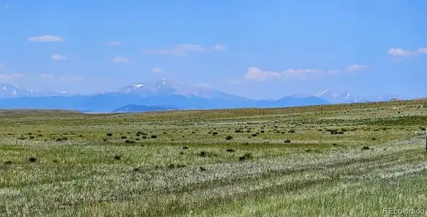 1828 Cheyenne RD, Hartsel, CO 80449