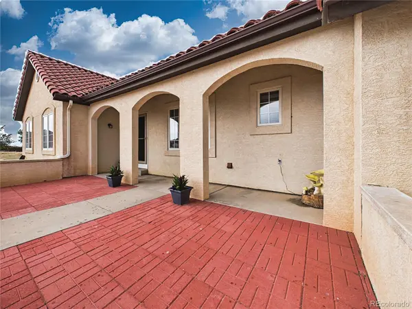 116 Top Notch TRL, Penrose, CO 81240