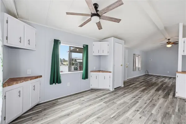 205 N Murray BLVD, Colorado Springs, CO 80916