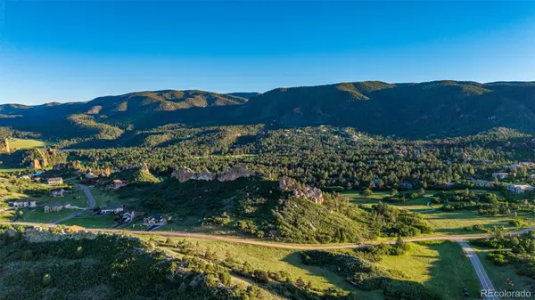 5814 Country Club DR, Larkspur, CO 80118