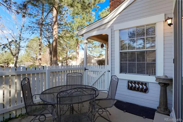 2871 W Long DR #A, Littleton, CO 80120