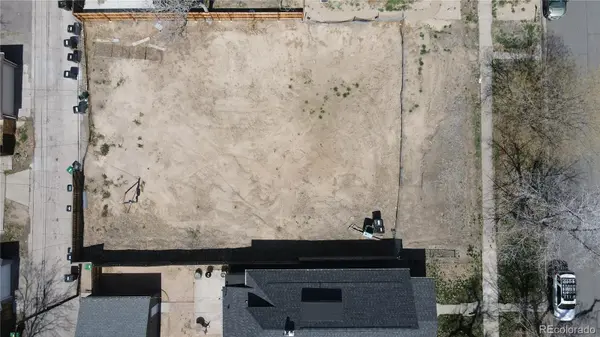 3227 N Vine ST, Denver, CO 80205