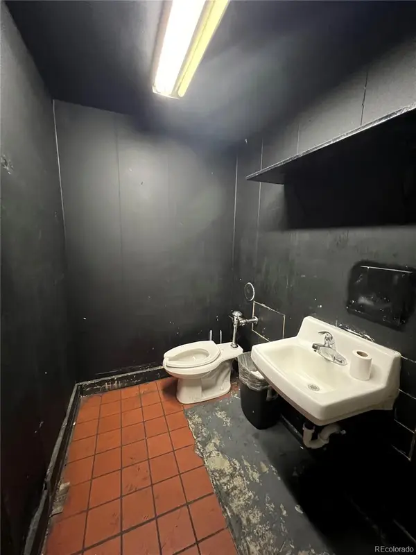 8800 E Colfax AVE, Denver, CO 80220