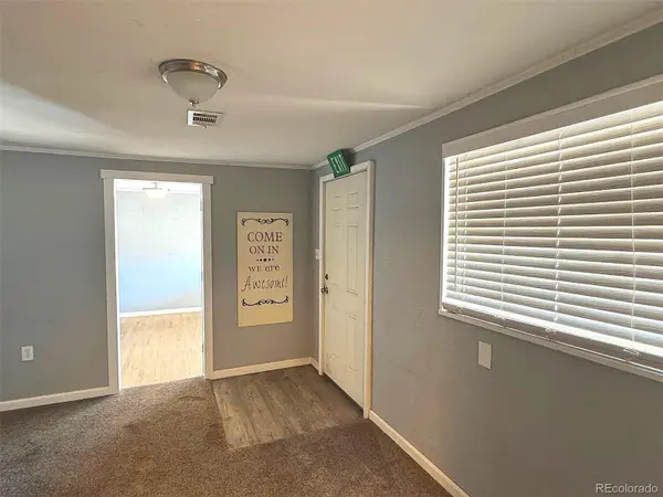 3915 S Federal BLVD, Englewood, CO 80110