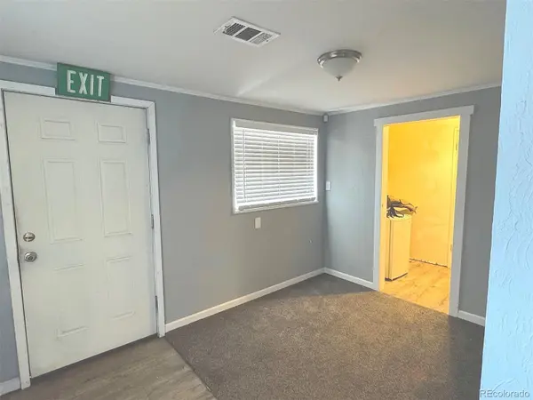 3915 S Federal BLVD, Englewood, CO 80110