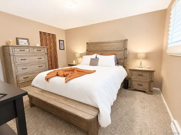 5416 S Lakeview ST, Littleton, CO 80120