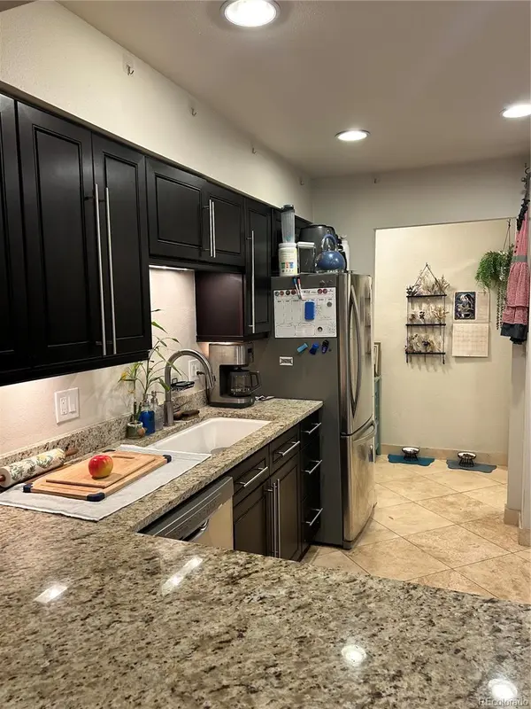 4250 S Olive ST #106, Denver, CO 80237