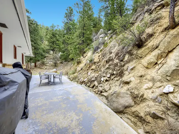 21005 State Highway 7, Lyons, CO 80540