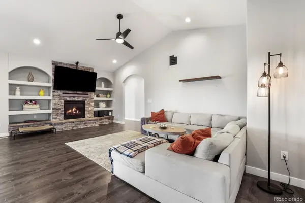 1180 N Saddle Ridge LN, Pueblo, CO 81007