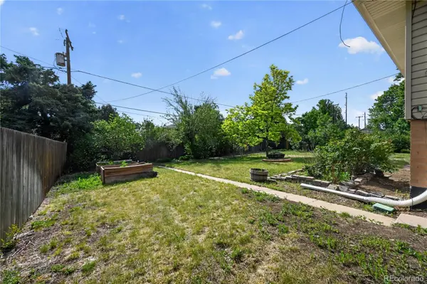 6258 S Madison DR, Centennial, CO 80121