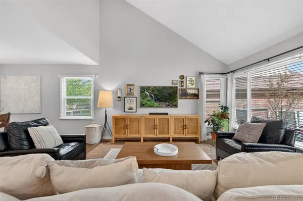 12 Willowleaf DR, Littleton, CO 80127