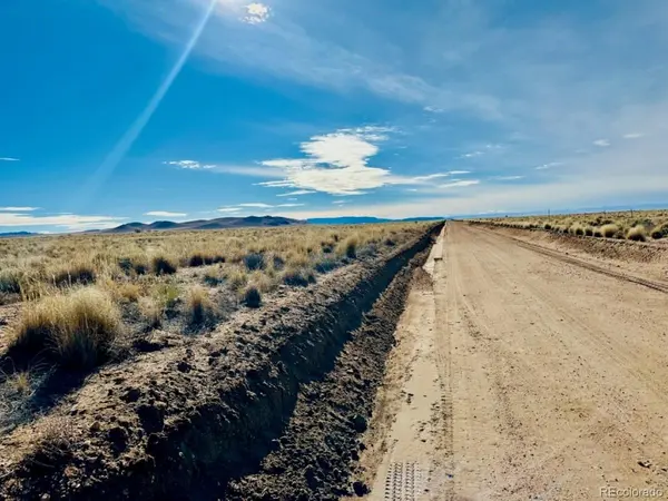 37 Denver RD, Blanca, CO 81123
