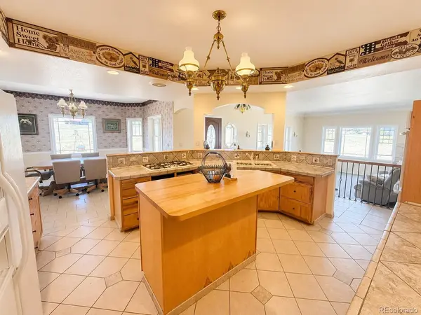 242 E Blarney Stone RD, Howard, CO 81233