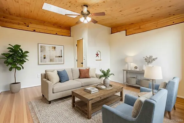 212 Skyhawk LN, Guffey, CO 80820