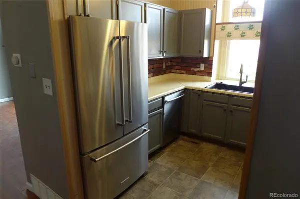 4825 Eldon DR, Colorado Springs, CO 80916