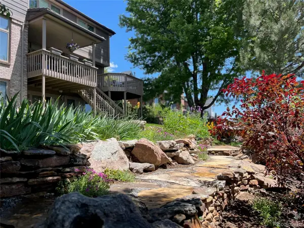 2606 S Xenon WAY, Lakewood, CO 80228