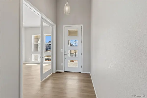 1933 S Eaton Park WAY, Aurora, CO 80016