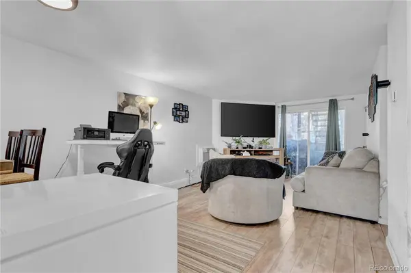 2190 S Holly ST #116, Denver, CO 80222