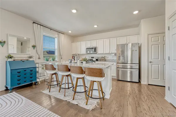 6044 Point Rider CIR, Castle Rock, CO 80104