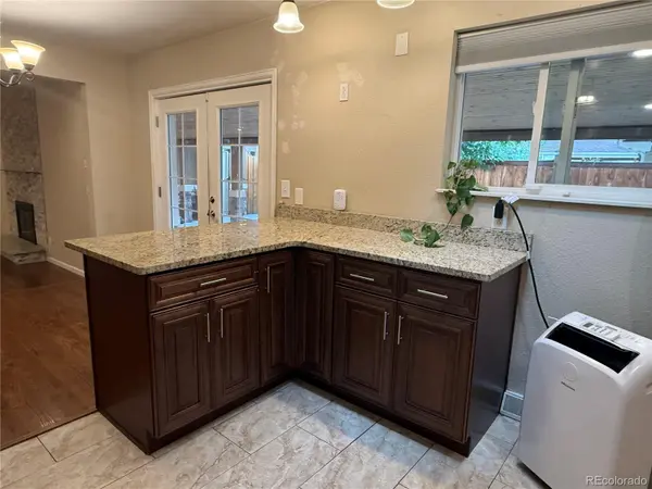 8235 W Florida AVE, Lakewood, CO 80232