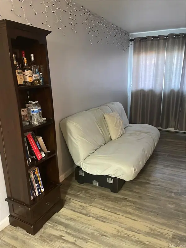 561 E GENEVA ST #103, Aurora, CO 80010