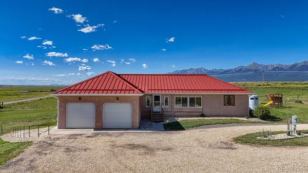 75 Muirfield DR, Westcliffe, CO 81252