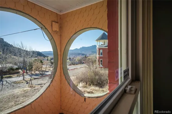 2003 Pinon ST, Trinidad, CO 81082