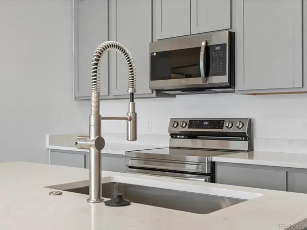 6153 N Ceylon ST #308, Denver, CO 80249