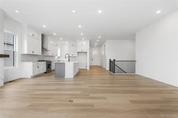 11112 Amber Light CIR, Littleton, CO 80125