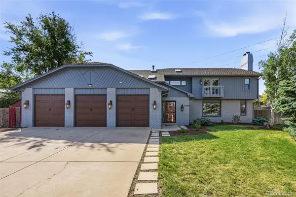 9056 E Colorado CIR, Denver, CO 80231