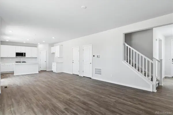 5807 N Ireland WAY, Aurora, CO 80019