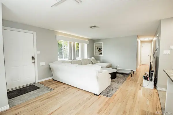 2569 E Cresthill AVE, Centennial, CO 80121