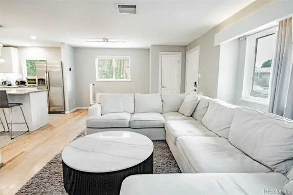 2569 E Cresthill AVE, Centennial, CO 80121