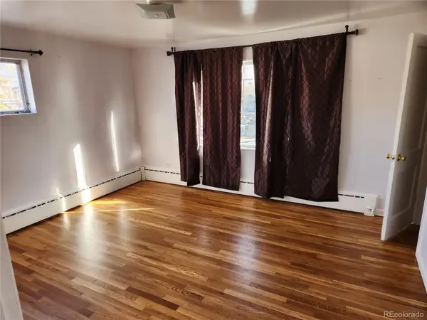 1837 W Mosier PL, Denver, CO 80223
