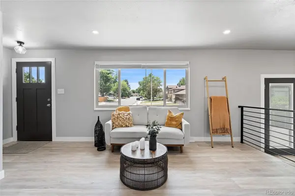 9457 W Arizona AVE, Lakewood, CO 80232