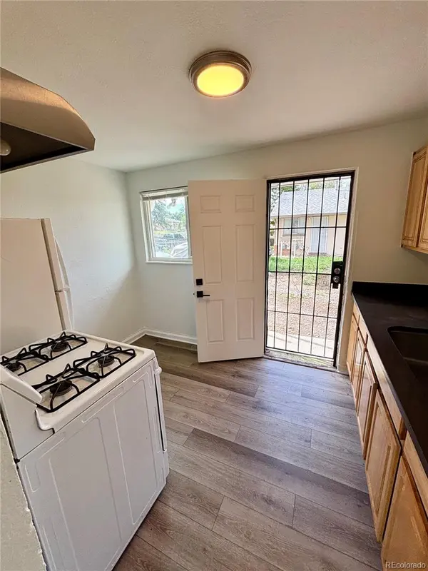 1175 Akron ST, Aurora, CO 80010