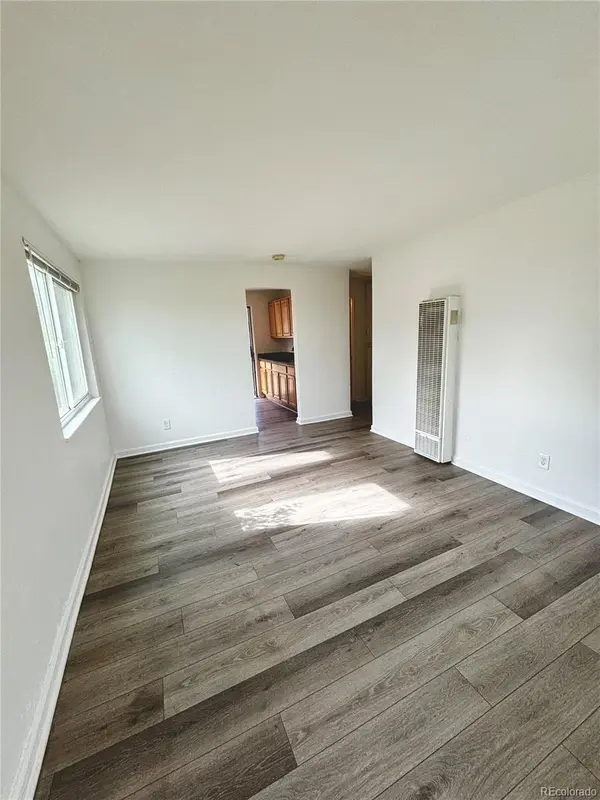 1175 Akron ST, Aurora, CO 80010
