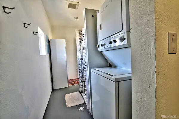 160 Rhyolite DR, Como, CO 80432