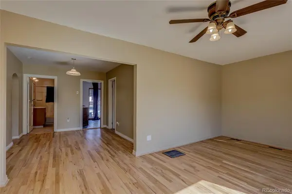 2051 W Hamilton PL, Sheridan, CO 80110