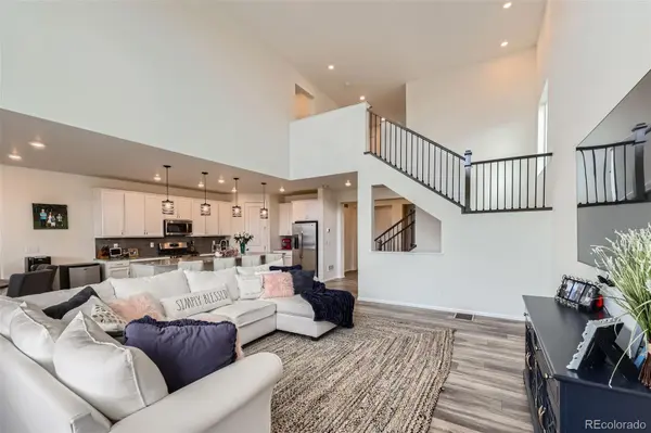 935 Peach Leaf LN, Elizabeth, CO 80107