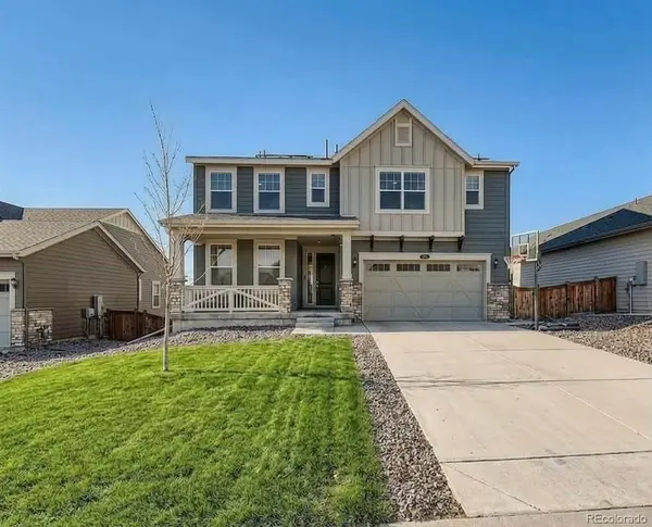 935 Peach Leaf LN, Elizabeth, CO 80107