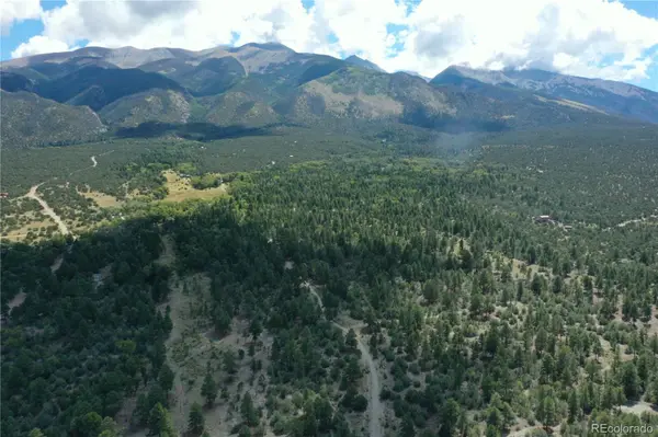 Pawnee PL, Mosca, CO 81146