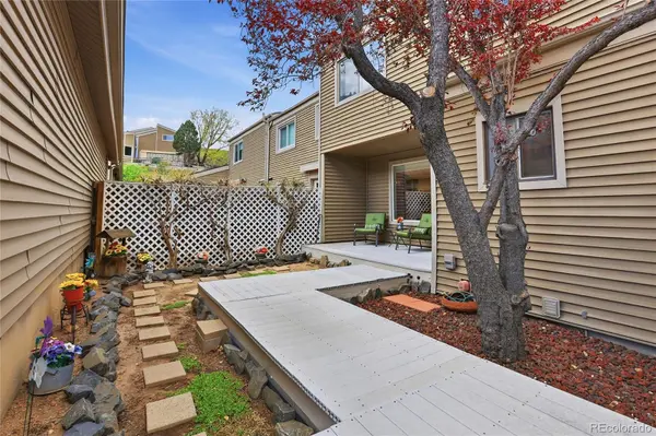 6984 Buckskin DR, Littleton, CO 80125
